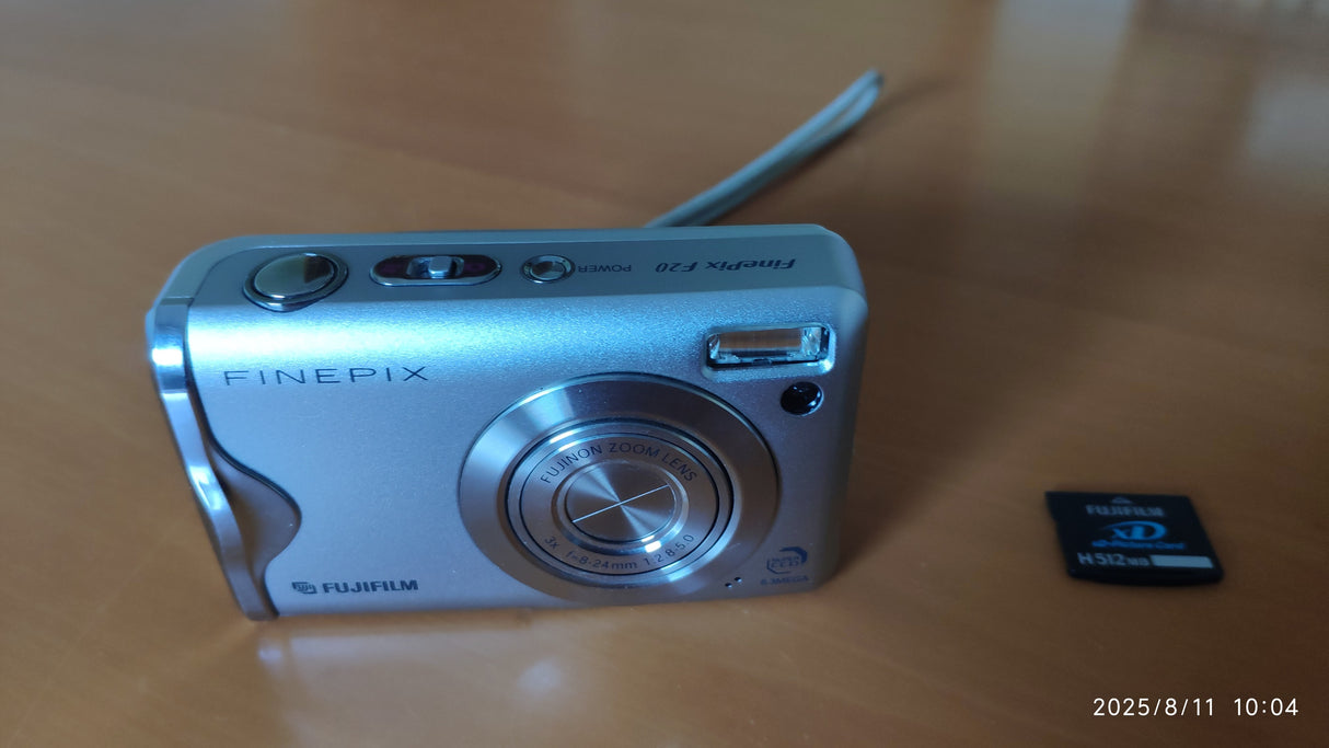 FUJIFILMFINEPIX F207dd2fa83-c400-45be-9be2-1955ae4da02b