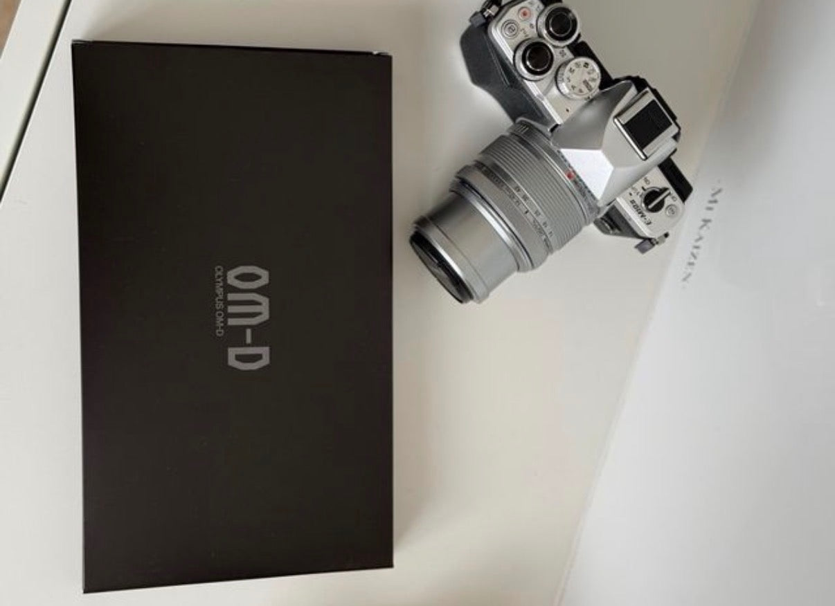 OlympusOLYMPUS OMD EM10 Mark II d7ed9ef6-2958-4f1e-a87e-abe051cdfa0b