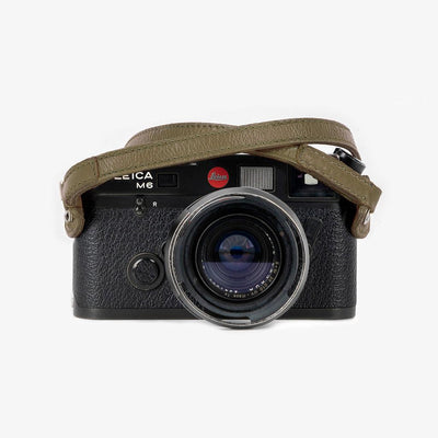 Roma #103 - Sangle en cuir vert olive pour appareil photo