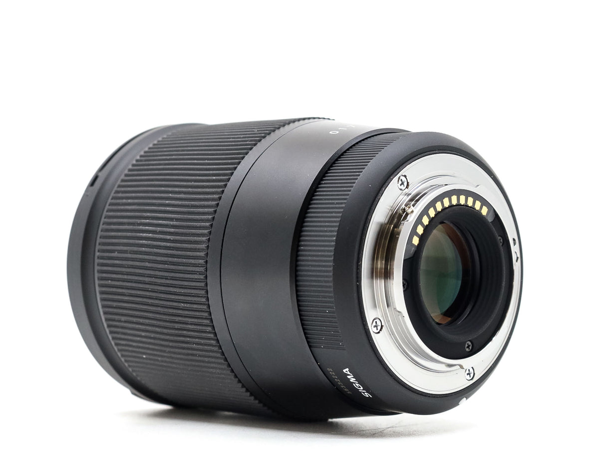 Sigma 16mm f/1.4 DC DN Contemporary - Compatibile con il formato Micro Quattro Terzi