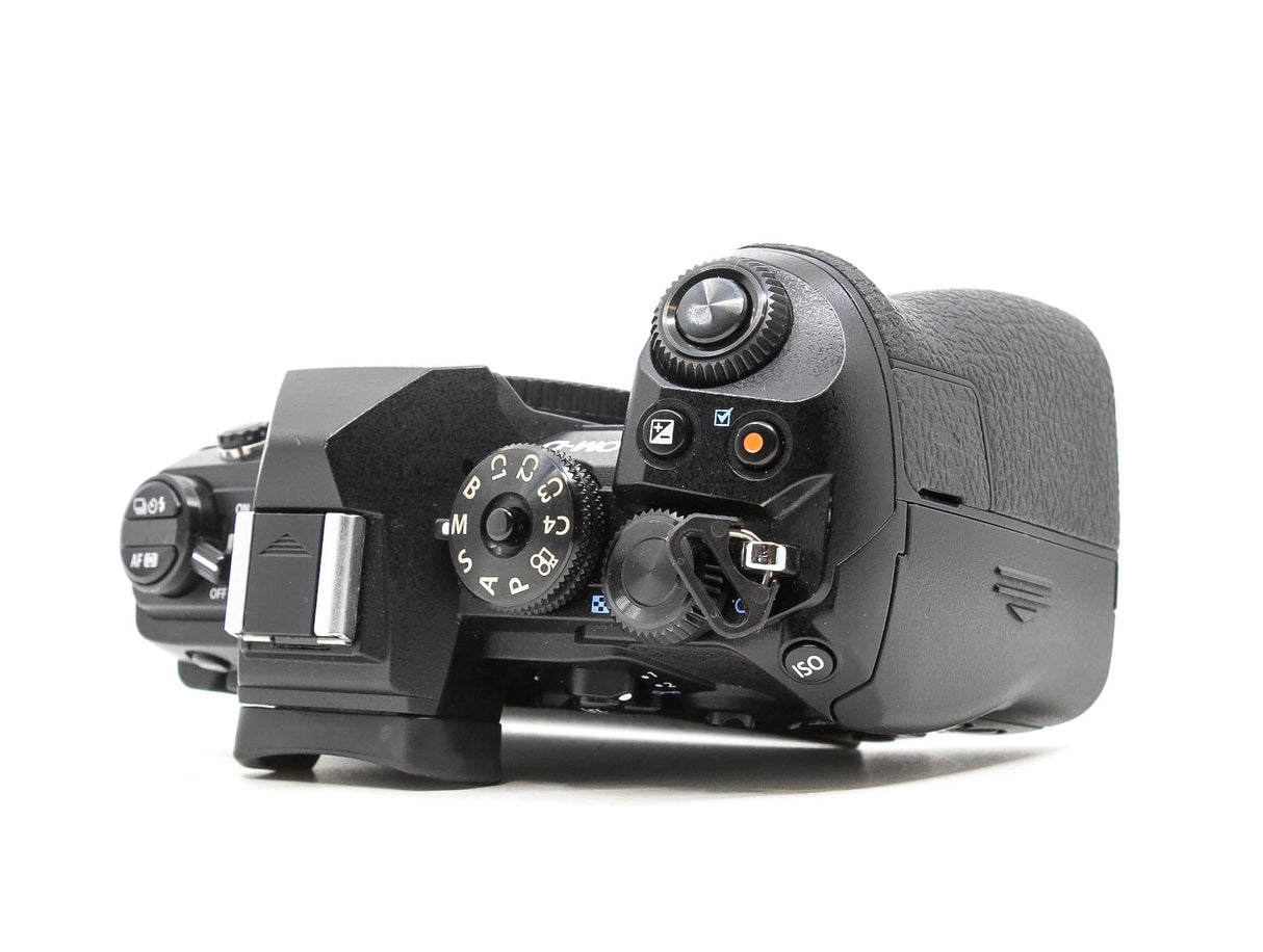 Olympus OM-D E-M1 Mark III - segunda mano - excelente estado - detalle 3 de 4 - SKU 3799835 - Camera Market