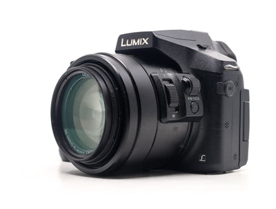 Panasonic Lumix FZ330 | Camera Market