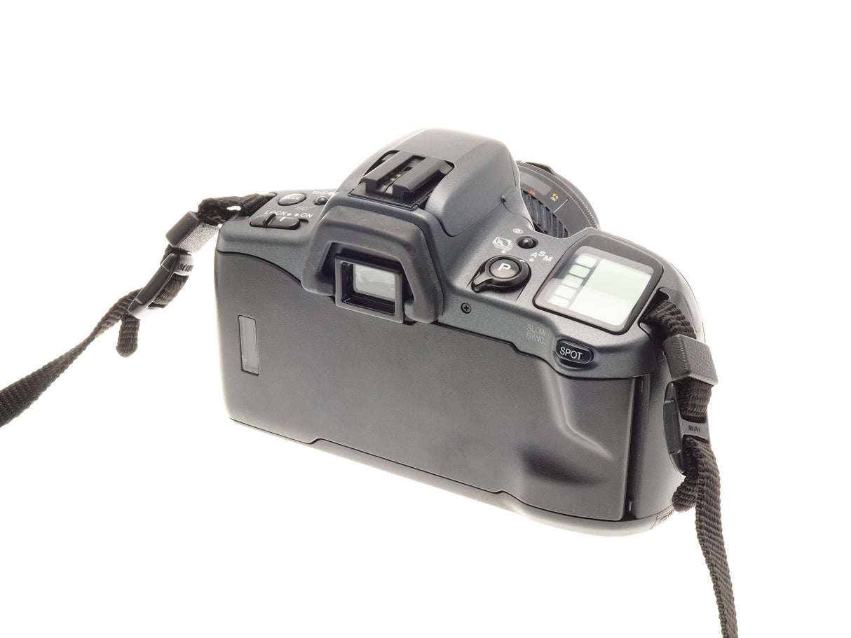 Minolta Dynax 500si Super + zoom AF 35-70 mm f4