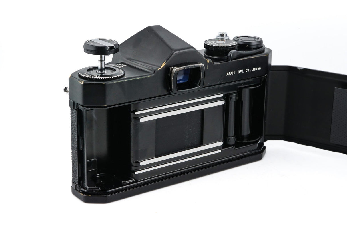 Pentax Spotmatic SP+ 55mm f1.8 Super-Takumar