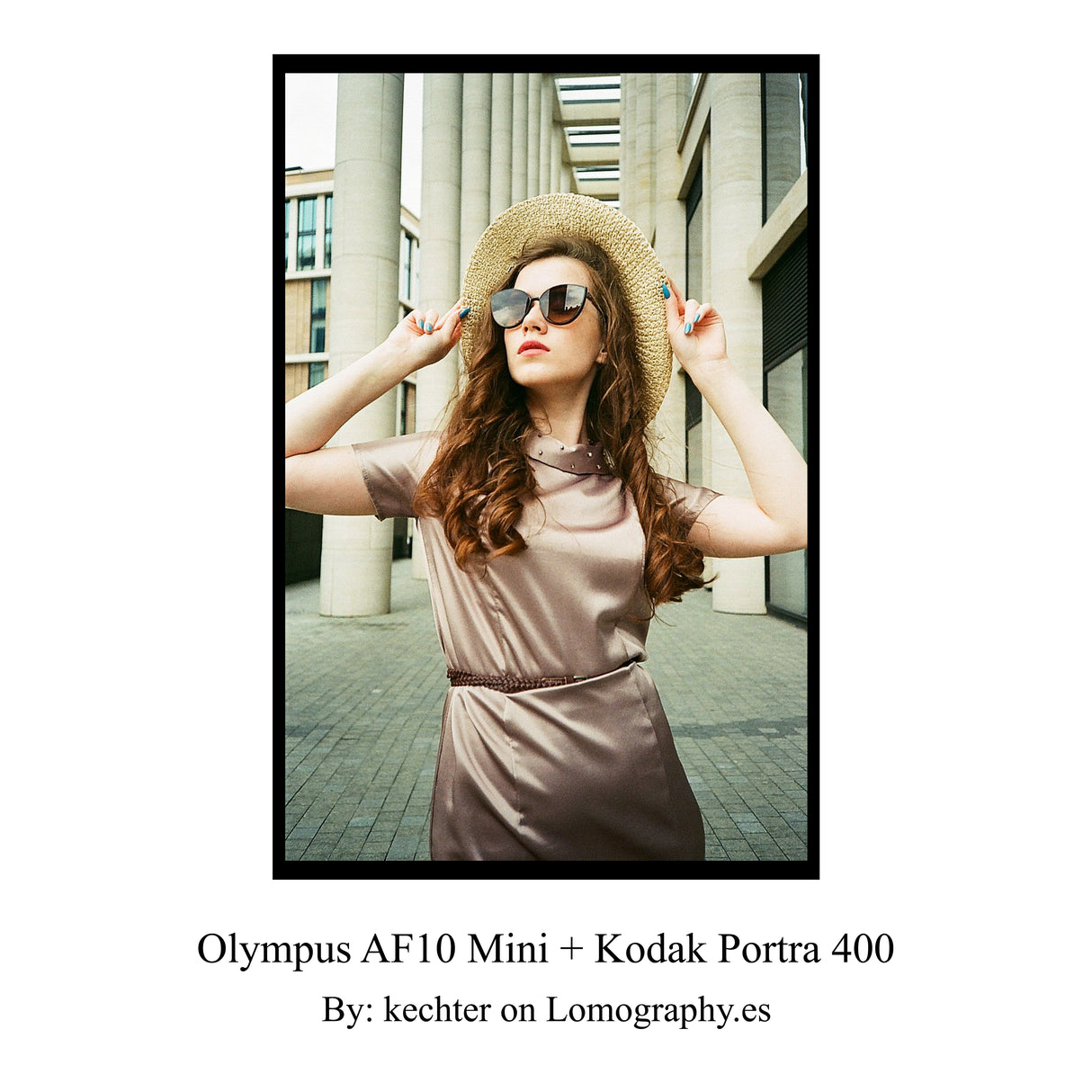 Olympus AF-10 Mini - Cámara Analógica Compacta de 35mm