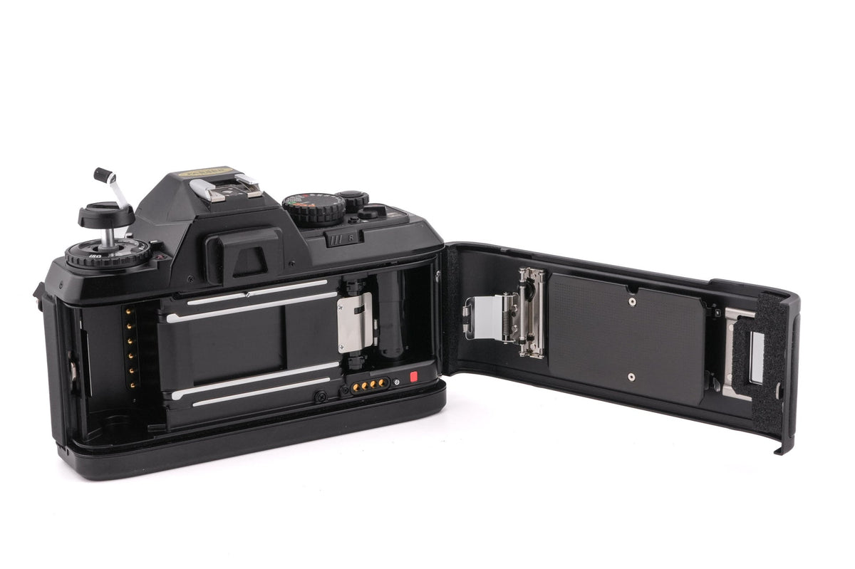 Nikon F-501 一眼レフカメラ Nikon F-501 – Camera Market