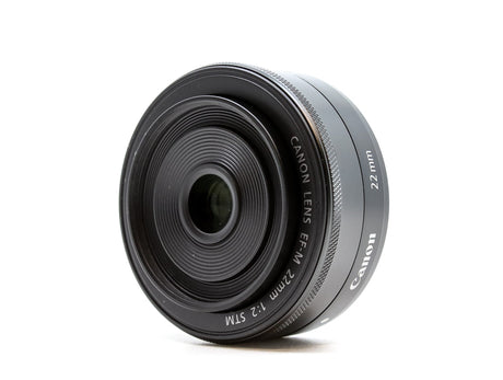 Canon EF-M 22mm f/2 STM - segunda mano - excelente estado - detalle 2 de 3 - SKU 3787916 - Camera Market