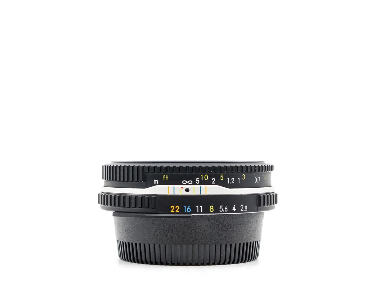 Nikon Ai-S Nikkor 45mm f/2.8 P · imagen principal