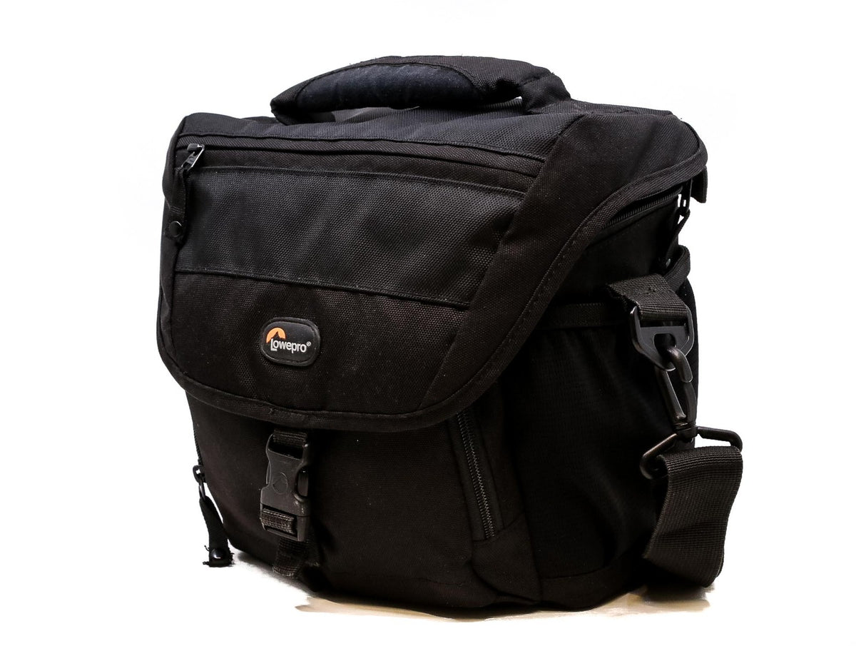 Lowepro Nova 170 AW Shoulder Bag · immagine principale