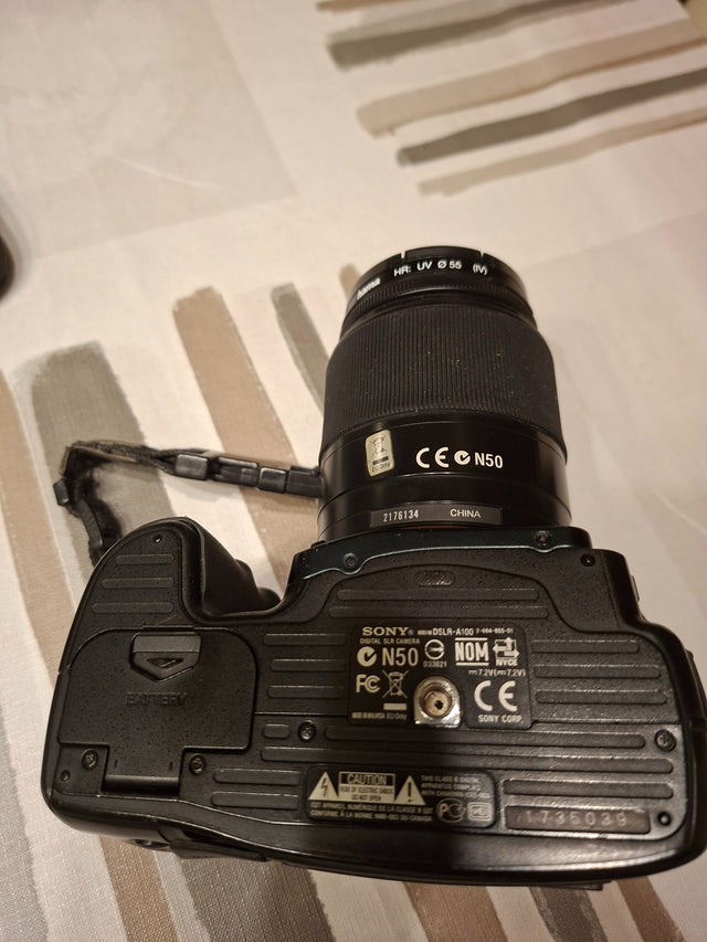 SonyDslr a10087d85a85-a280-499c-97a2-503edce134f3