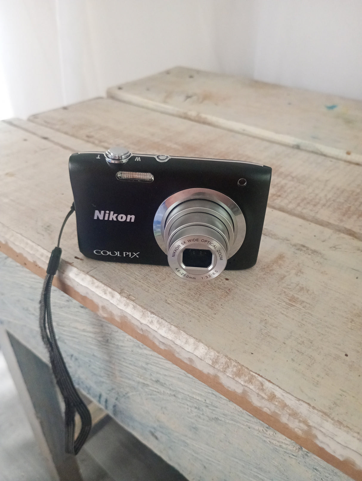 NikonCoolpixA1004a0f77c1-6083-4958-86e5-4d0b88107bd2