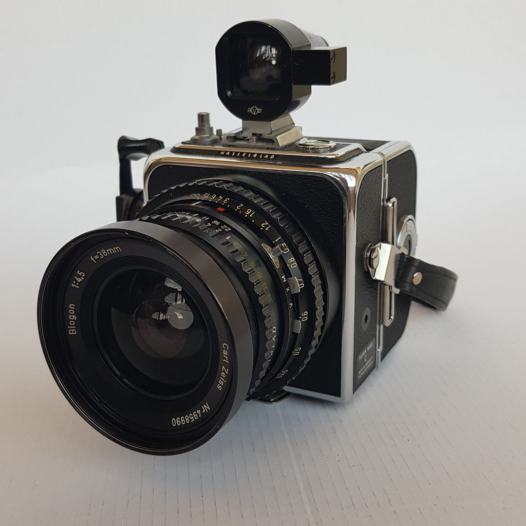 HasselbladSWC/M Biogon 38mm275f7ca2-49c1-434c-b49e-0a0f37f81d23