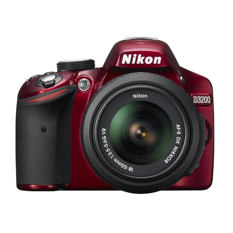 SLR D3200 - Red Nikon Nikkor AF-S DX 18-55mm f/3.5-5.6G VR II f