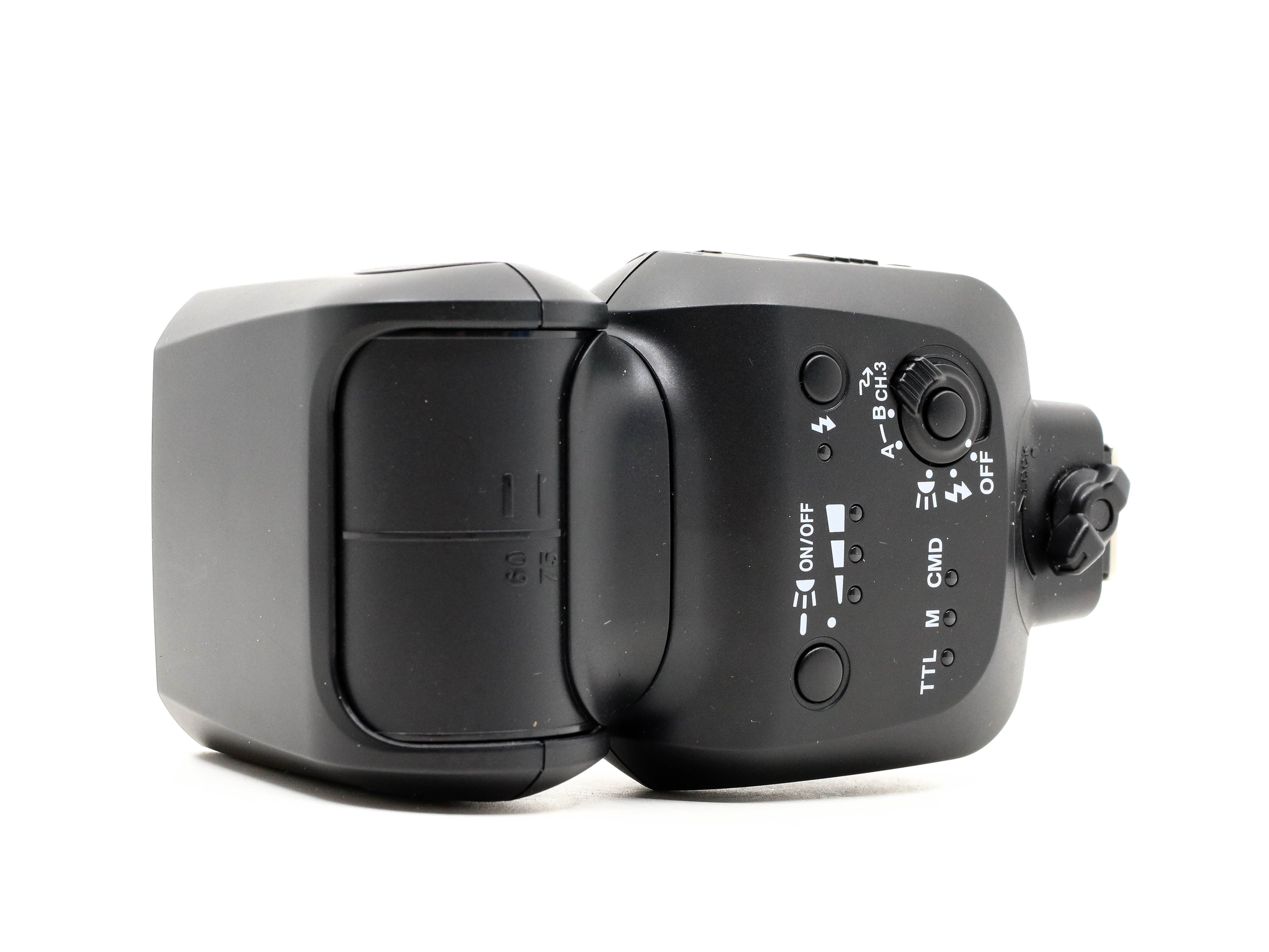 Flash Nikon SB-500 - Speedlight I-TTL Avec LED Vidéo - Nombre Guide 24 (ISO100) - Compatible Commande Sans Fil Intégrée - 2