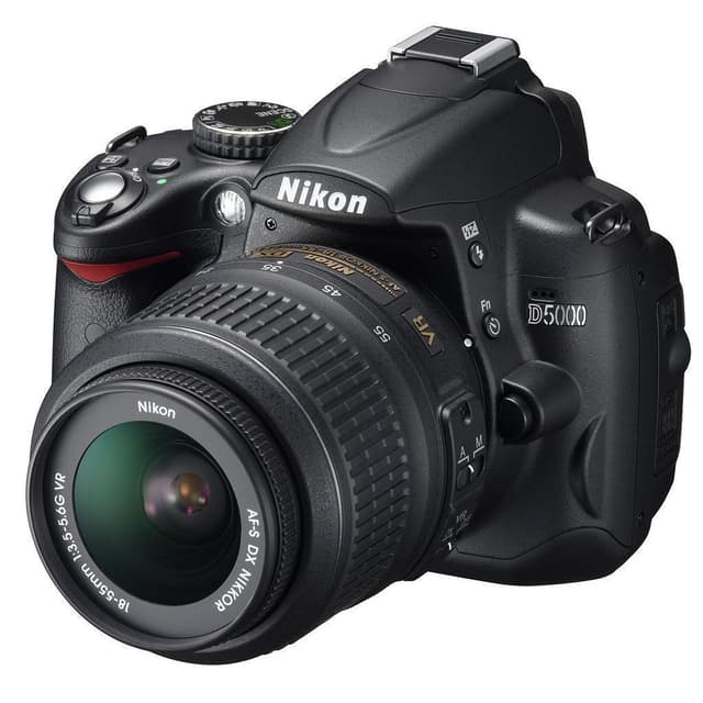 SLR D5000 - Schwarz + Nikon AF-S DX Nikkor ED 18-55mm f/3.5-5.6G