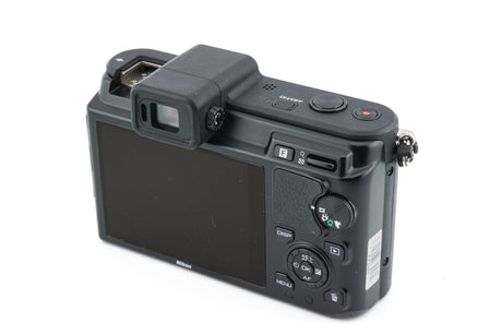 Nikon 1 V1 + SB-N5 Speedlight + 10mm f2.8 Nikkor 1