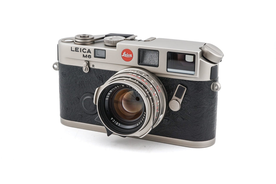 Leica M6 (Titanium, 10412) + 35mm f1.4 Summilux-M (Type II