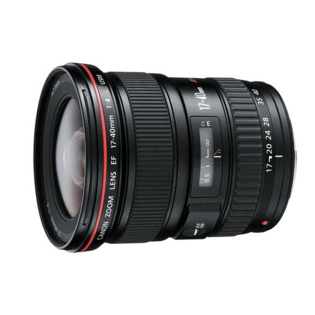 Canon EF 17-40 mm f/4 lens