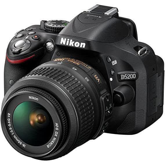 SLR D5200 - Black + Nikon AF-S DX Nikkor 18-55mm f/3.5-5.6G VR f/3.5-5.6