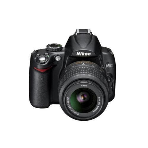 D5000 Spiegelreflexkamera - Schwarz + Canon AF-S DX Nikkor 18-55mm f/3.5-5.6G VR II + AF-S DX Nikkor 55-200mm f/4-5.6G ED f/3.5-5.6 + f/4-5.6 · Hauptbild