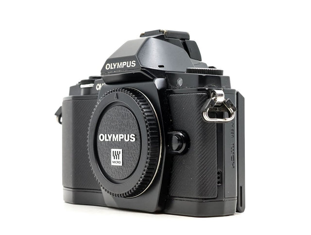 Olympus OM-D E-M5