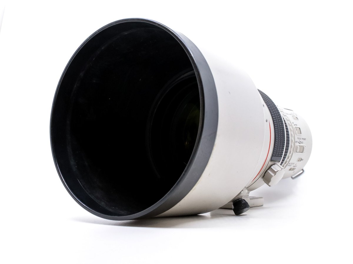 Canon EF 200mm f/1.8 L USM · Hauptbild