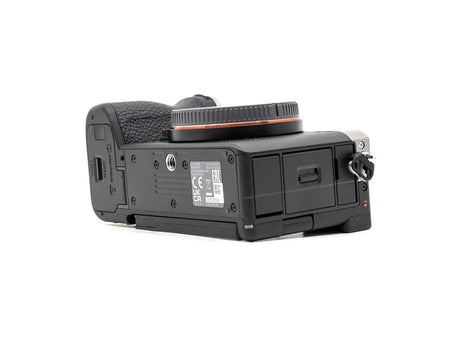 Sony Alpha A7C II - segunda mano - excelente estado - detalle 2 de 4 - SKU 3784486 - Camera Market