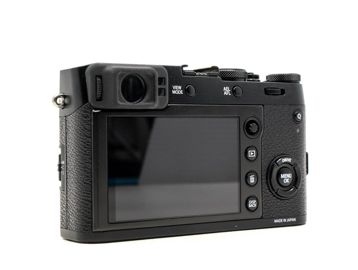 Discover the Fujifilm X100F camera at Camera Market 📷