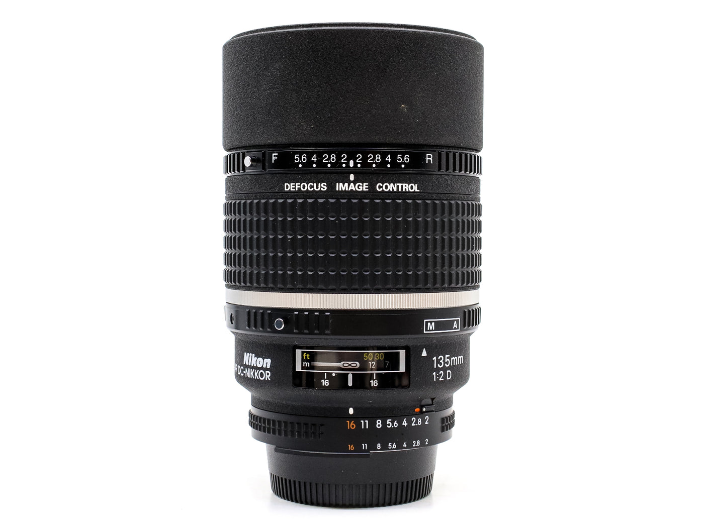 Nikon AF DC Nikkor 135 mm f/2 · image principale
