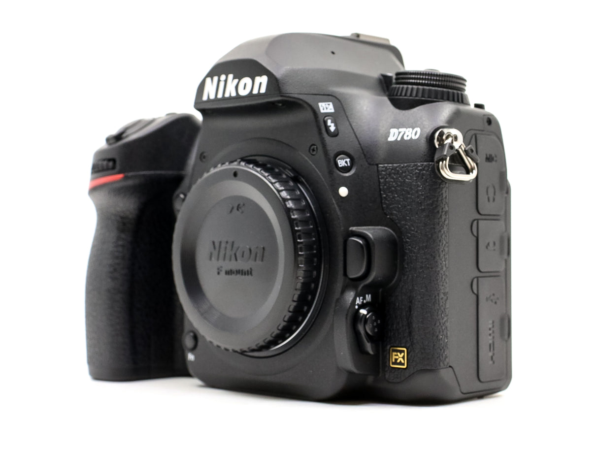 Discover the incredible features of the Nikon D4s at Camera Market π·