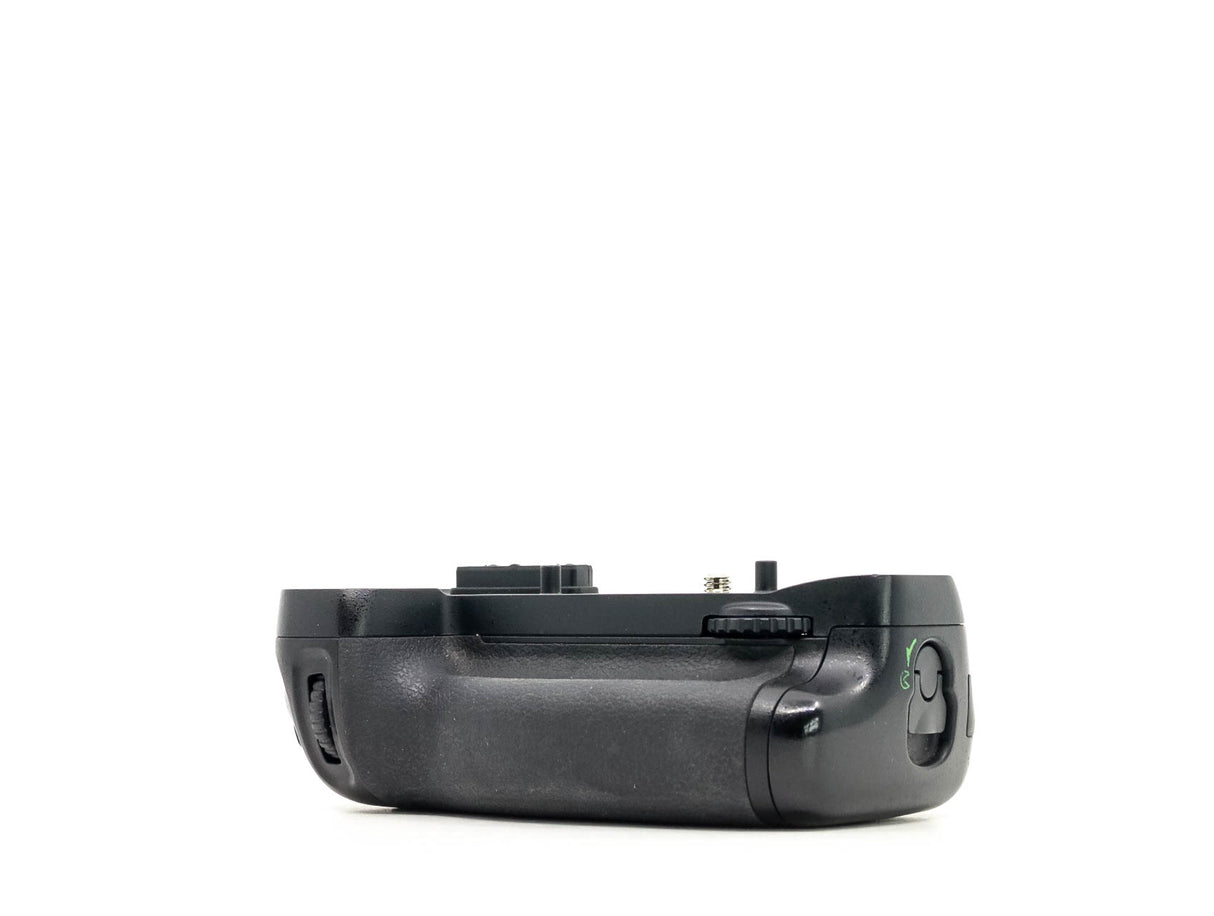 Nikon MB-D15 Battery Grip