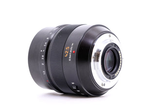 Panasonic Leica DG Nocticron 42.5mm f/1.2 ASPH