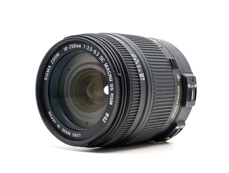 Sigma 18-250mm f/3.5-6.3 DC Macro OS HSM - Canon EF-S Fit - segunda mano - excelente estado - detalle 2 de 3 - SKU 3781329 - 