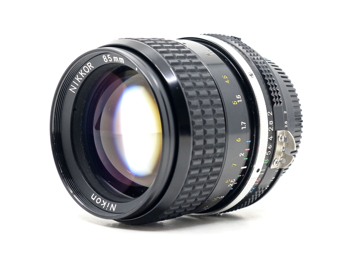 Nikon Ai-S Nikkor 85mm f/2