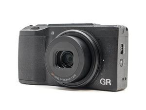 Ricoh GR II - segunda mano - excelente estado - detalle 4 de 5 - SKU 3722032 - Camera Market