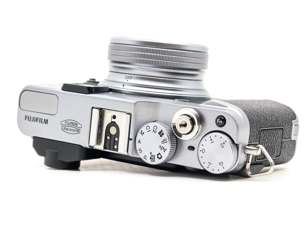 Fujifilm X20 - segunda mano - excelente estado - detalle 3 de 4 - SKU 3712240 - Camera Market