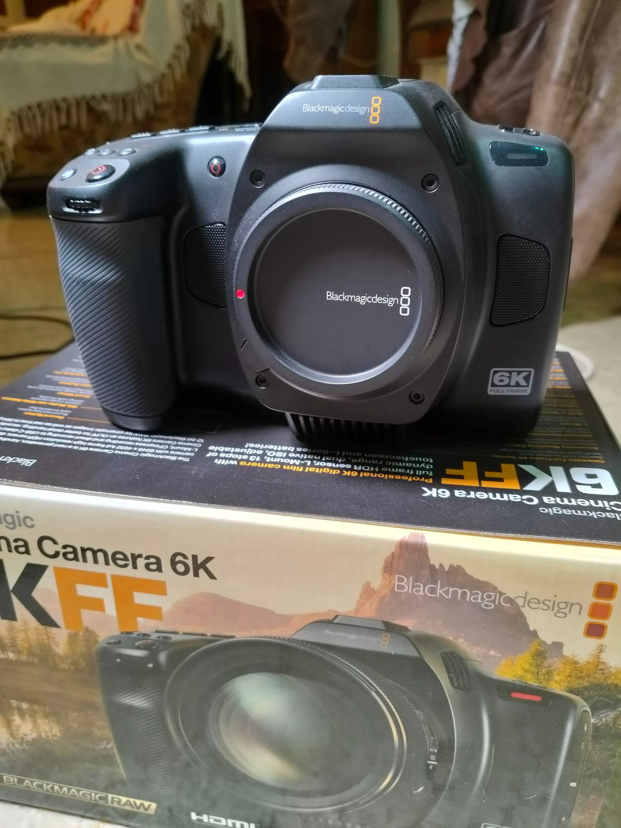 BlackmagicBlackmagic Design Cinema Camera 6k FF78e0d7ad-d927-49e8-be39-0bb8604e0540