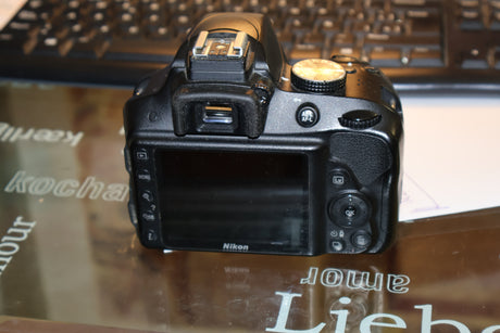 NikonD3300116d5f89-6168-47b5-a626-cdf93f4ba475