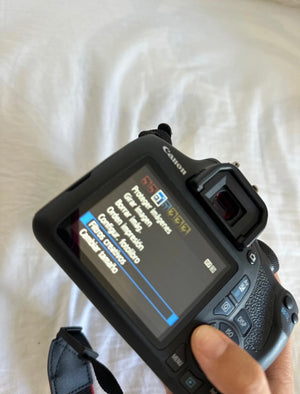 CANON EOS 2000DCANON EOS 2000Defe62f9c-7e50-48ef-9415-eab2fbe43c67