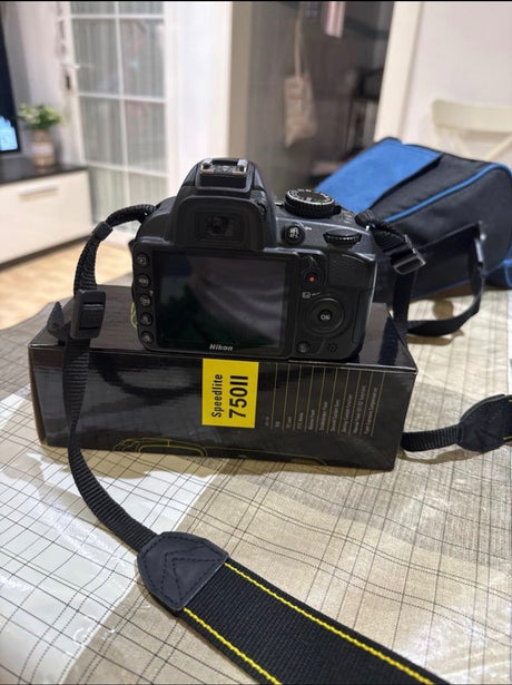 NikonNikon D310085a29080-d3d3-47ee-979c-01f3611f3441