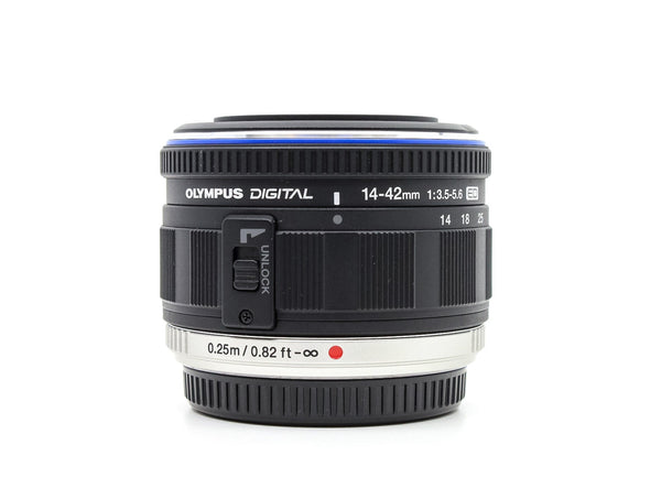 Olympus M.Zuiko Digital ED 14-42mm f/3.5-5.6 - segunda mano - excelente estado - foto principal - SKU 3772040 - Camera Market