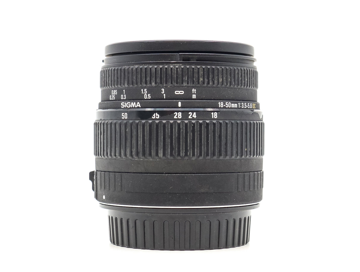 Sigma 18-50mm f/3.5-5.6 DC - Canon EF-S Fit