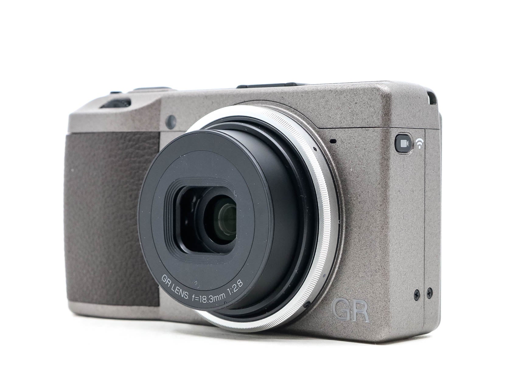 Descubre las increíbles características de la Ricoh GR III Diary