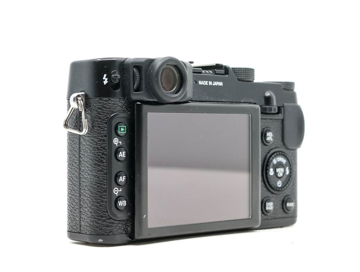 Fujifilm X10 - segunda mano - excelente estado - detalle 4 de 4 - SKU 3712459 - Camera Market