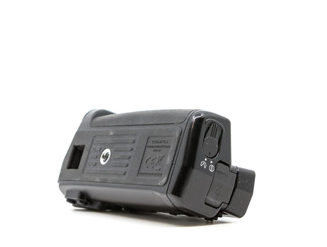 Olympus HLD-6 Power Battery Grip - segunda mano - excelente estado - detalle 4 de 4 - SKU 3799810 - Camera Market