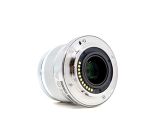 Olympus M.Zuiko Digital ED 45mm f/1.8 - segunda mano - excelente estado - detalle 3 de 3 - SKU 3784264 - Camera Market