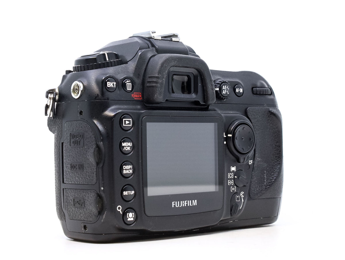 Discover the incredible features of the Fujifilm FinePix S5 Pro at