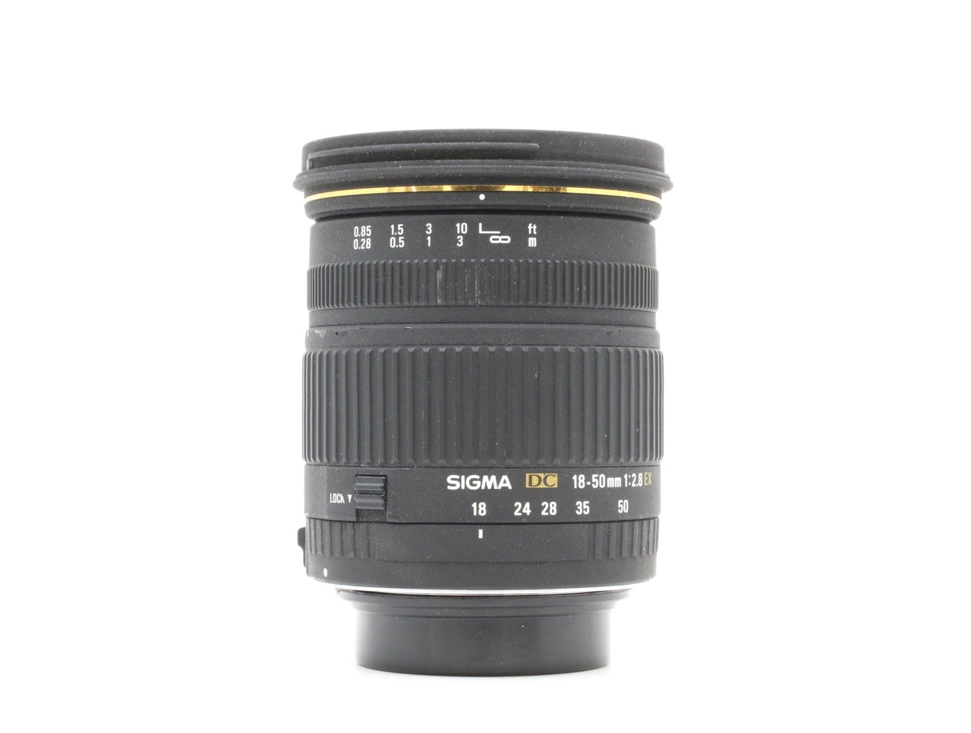 Sigma 18-50mm f/2.8 EX DC - Montage Sigma SA · image principale