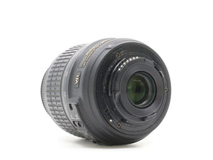 Nikon AF-P DX Nikkor 18-55mm f/3.5-5.6G - segunda mano - excelente estado - detalle 3 de 3 - SKU 3648917 - Camera Market