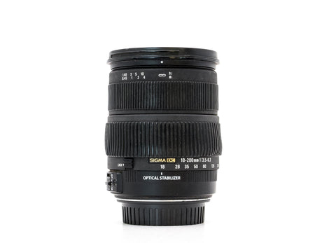 Sigma 18-200mm f/3.5-6.3 DC OS - Canon EF-S Anschluss